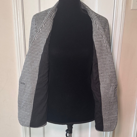 Women's Ann Taylor NWT Black and White Houndstooth Blazer Size 10P - Picture 10 of 12